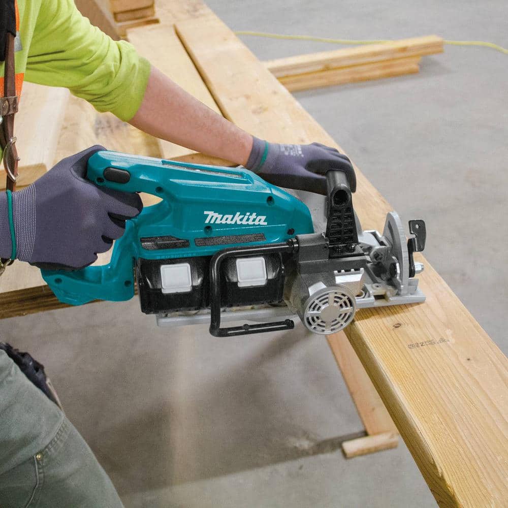 18V X2 LXT 5.0Ah Lithium-Ion (36V) Brushless Cordless Rear Handle 7-1/4 in. Circular Saw Kit XSR01PT